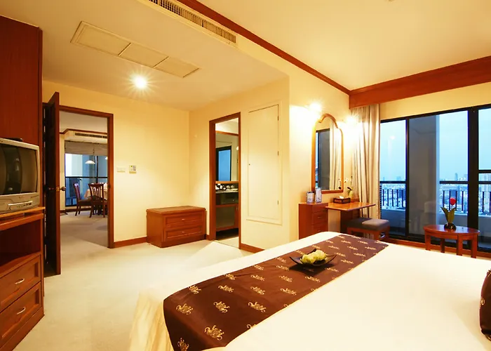 Grand Diamond Hotel