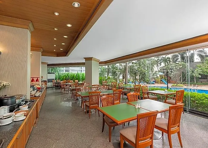 Grand Diamond Hotel 4*